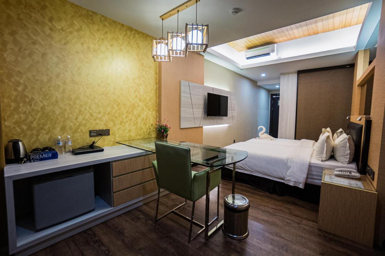 Jc Mark Hotel Bintulu Extérieur photo