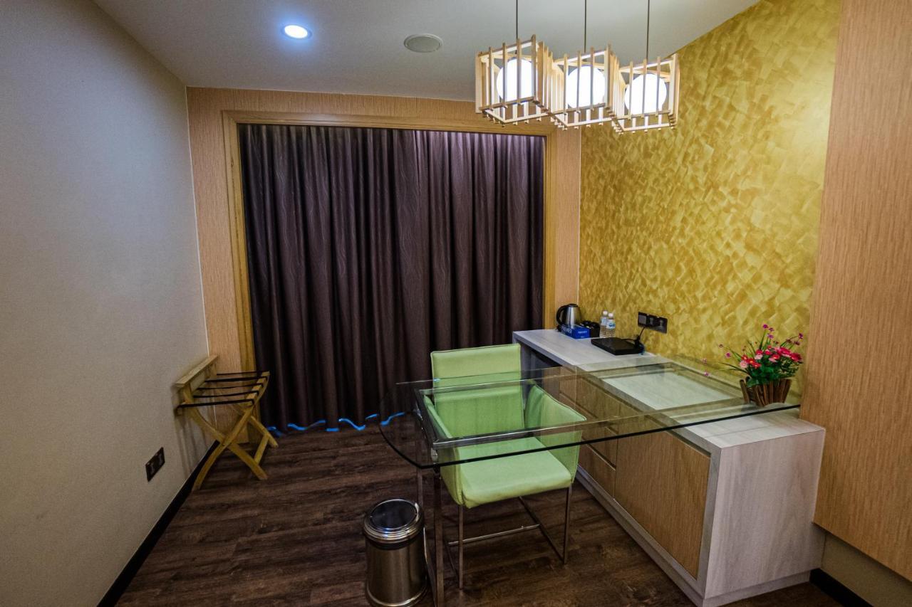 Jc Mark Hotel Bintulu Extérieur photo